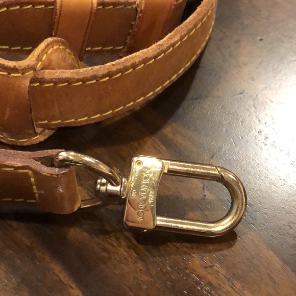 LOUIS VUITTON Replacement Vachetta Leather Shoulder Strap with LV Clasps and Pad - Picture 9 of 14